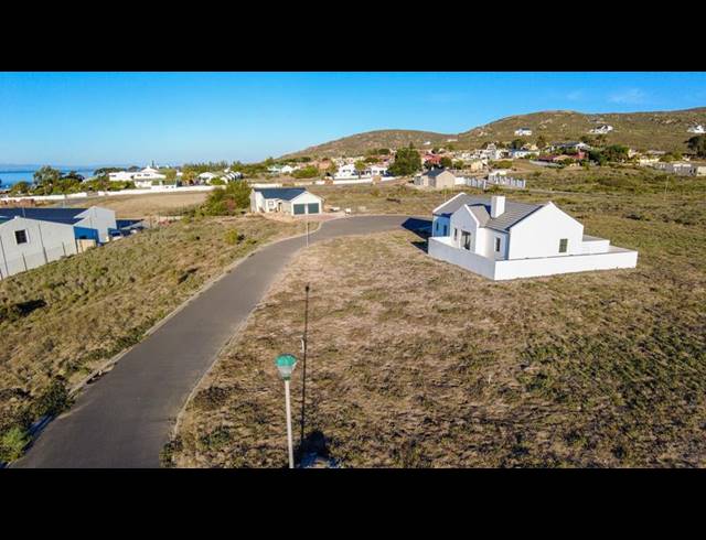 2 BEDROOM HOUSE FOR SALE IN ST HELENA VIEWS